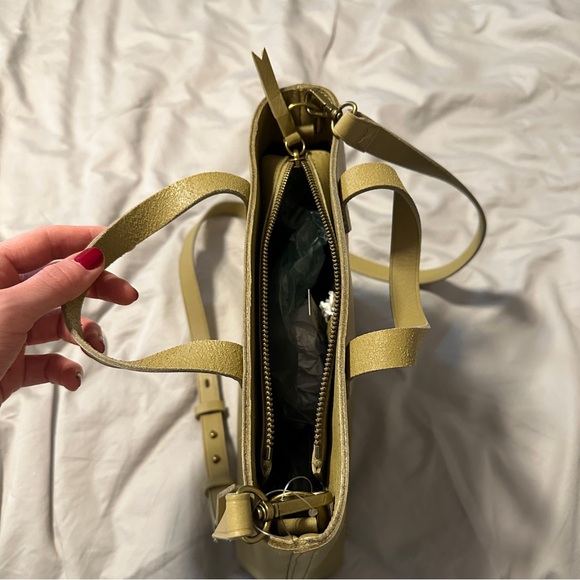 Madewell Green Zip Top Transport Crossbody - Picture 7 of 7